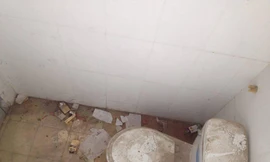 Bao giờ những nhà vệ sinh của học sinh mới hết bẩn