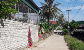 Gia đình nạn nhân chuẩn bị tang lễ.