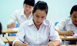Hơn 62.000 học sinh thi tổ hợp: Vừa sức nhưng điểm 9-10 sẽ ít