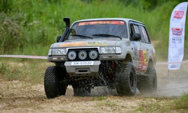 36 đội thi trình diễn kỹ năng lái xe địa hình tại Tuyên Quang