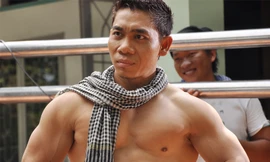 Phạm Văn Mách: Lại 'mua vui' trong phim ca nhạc