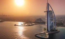 Tiện ích xa xỉ của khách sạn 7 sao duy nhất trên thế giới