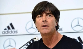 HLV Joachim Loew tiếp tục chèo lái đội tuyển Đức