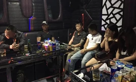 Đột kích 'động lắc' ở Hải Phòng, tạm giữ 50 người