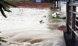 Khu vực người phụ nữ bị nước cuốn. Ảnh: Nguyệt Triều