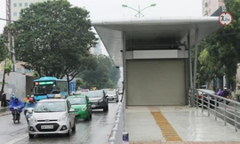 Xử phạt nặng xe lấn làn buýt nhanh