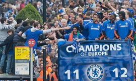 Chelsea được chào đón nhiệt liệt ngày trở về