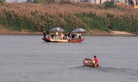 Bảo vệ tham gia ném xác chị Huyền còn lấy trộm Iphone 5s