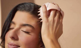 Tạm biệt nỗi lo rụng tóc lại giúp bạn giảm căng thẳng với mẹo mát-xa da đầu