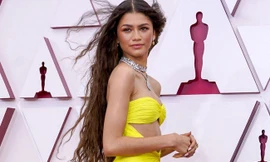 Học lỏm sao Hollywood bí kíp tạo dáng để có bức ảnh hoàn hảo nhưng vẫn tự nhiên