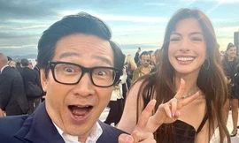 Chủ nhân tượng vàng Oscar Quan Kế Huy mê selfie tới nỗi quên mất mình cũng là ngôi sao