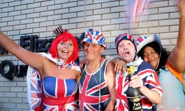 Ảnh: Nước Anh chào đón người kế vị ngai vàng