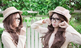 Hot girl Lilly Luta: Hạnh phúc nằm trong bàn tay