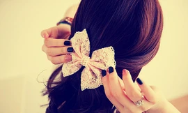 Làm điệu cho tóc dài đón gió thu