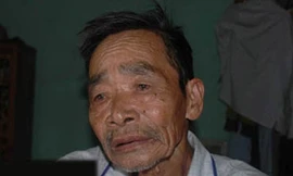 Vỡ òa niềm vui khi cha tìm lại con sau 45 năm mất tích