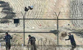 Trung Quốc đã quyết định cho điện chạy qua hệ thống hàng rào dây thép gai ở biên giới với CHNDND Triều Tiên