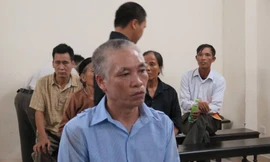 Ông Trần Văn Tỉnh tại tòa.