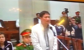 Trịnh Xuân Thanh tại tòa. Ảnh chụp qua màn hình.