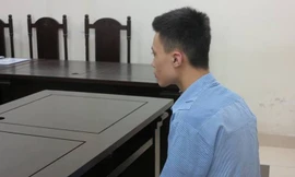 Nguyễn Phi Hùng tại tòa.