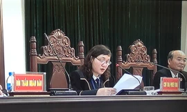 Chủ tọa công bố lời khai của ông Phí Thái Bình.