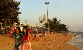 Bất ổn chính trị nhưng du lịch Thái vẫn tấp nập khách