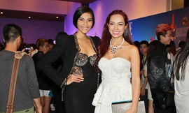 Trương Thị May mặc váy cúp ngực 'đọ dáng' cùng Thúy Hạnh