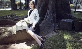 Miss Ngôi Sao Thu Hiền quyến rũ dưới nắng thu.