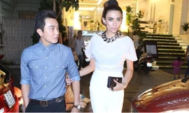 Hoàng Yến được hotboy, diễn viên đang lên Lee Bảo tháp tùng đi dự tiệc.