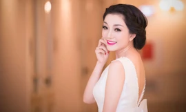 Phạm Thu Hà đẹp lộng lẫy với váy dạ hội trắng muốt.