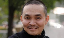 Xuân Hinh: Chỉ là “chim mồi”