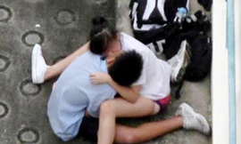 Quái đản trào lưu giới trẻ thích làm ‘chuyện ấy’ nơi công cộng