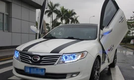 Xe giá bèo Trung Quốc nhái 'phong cách' Lamborghini