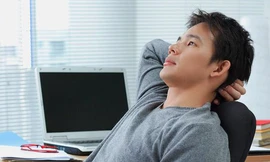 Muốn nghỉ việc nhưng sếp lại tăng lương