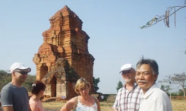 Bình Thuận: Cấm xây mới trong di tích tháp Chăm