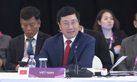 Phó Thủ tướng, Bộ trưởng Ngoại giao Phạm Bình Minh tại hội nghị. (Ảnh: BNG)