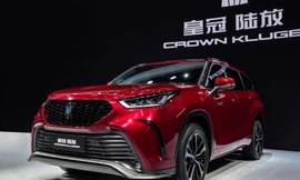 Toyota Crown Kluger chính thức trình làng