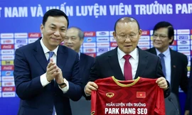 Sắc thái Park Hang Seo trong buổi ký hợp đồng mới với VFF