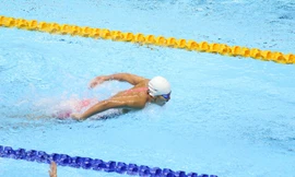 Hai màn trình diễn đối lập của Ánh Viên trong ngày 'mở hàng'