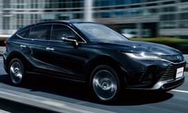Toyota Harrier giá 'khủng' bán ra tại Đông Nam Á