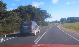 Pha vượt xe bình thường trở thành tai nạn 'khó đỡ'