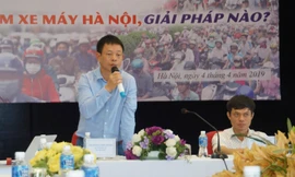 Ông Phùng Công Sưởng - Phó Tổng biên tập Báo Tiền Phong phát biểu tại buổi tọa đàm - Ảnh: Hoàng Mạnh Thắng