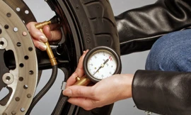 Xe máy cần được bảo vệ trong thời tiết nắng nóng ra sao?