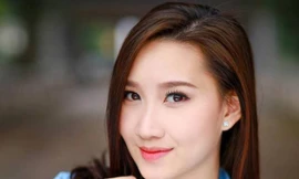 'Bông hồng' Lào gốc Việt xinh đẹp trong lễ tốt nghiệp tại Học viện Ngoại giao