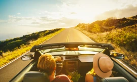 Lái ôtô đường dài dưới trời nắng nóng cần chú ý gì?