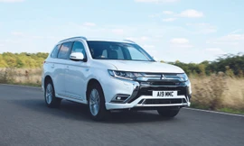 Mitsubishi Outlander mới sắp ra mắt ở châu Âu