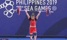 VIDEO: Nguyễn Thị Thúy ngậm ngùi giành HCB cử tạ nữ