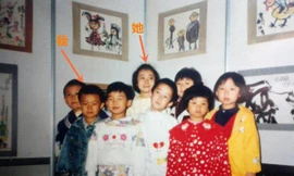 Dẫn bạn gái về nhà, chàng trai nhìn thấy điều không thể ngờ trong bức ảnh 20 năm