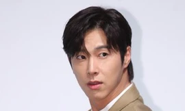 Ca sĩ Hàn có chỉ số IQ cao nhất được cấp bằng sáng chế khẩu trang