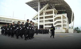 Cảnh sát đặc nhiệm diễn tập chống khủng bố