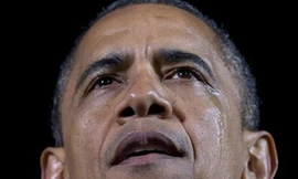 Ông Obama xúc động rơi lệ trong buổi vận động tranh cử cuối cùng tại bang Iowa
